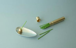 Incense Burner Set (Bamboo Leaf Tin) - Sandalwood