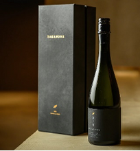 Load image into Gallery viewer, TAKANOME Daiginjo (720ml) - Pursuit of Excellence